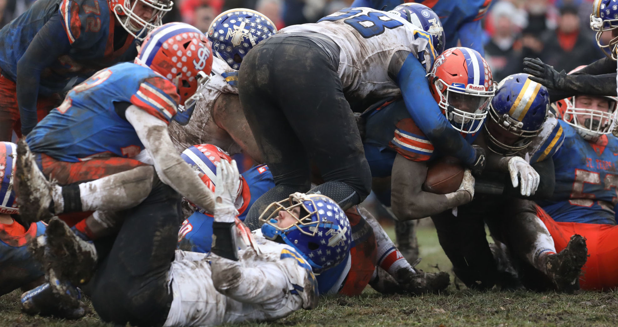 Maroa Forsyth vs St Teresa football 36 11.17.18.jpg